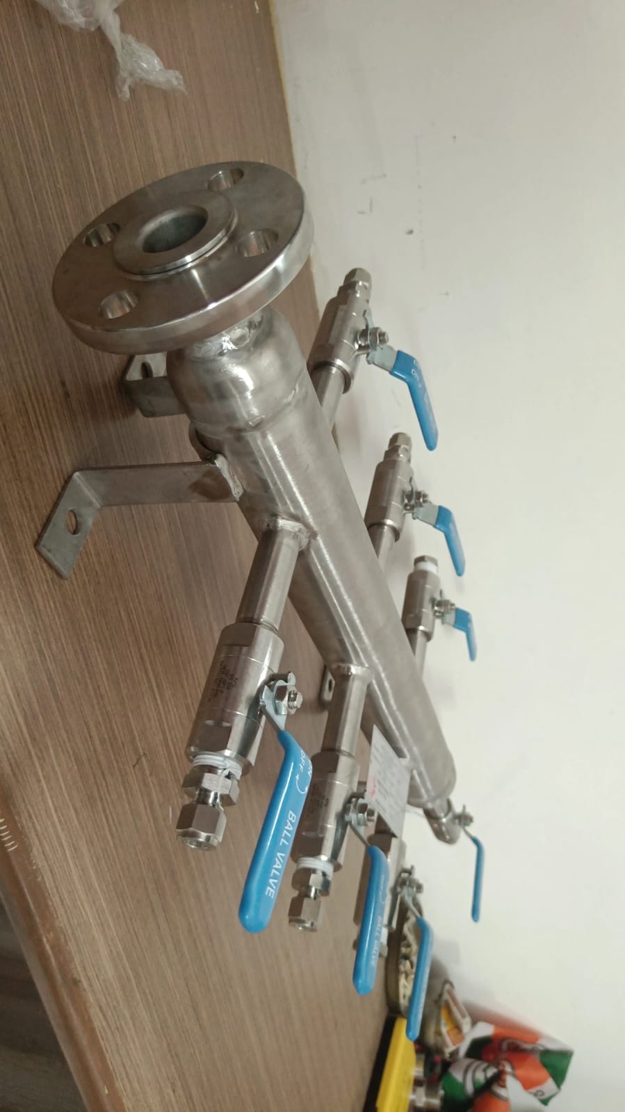 Air Header